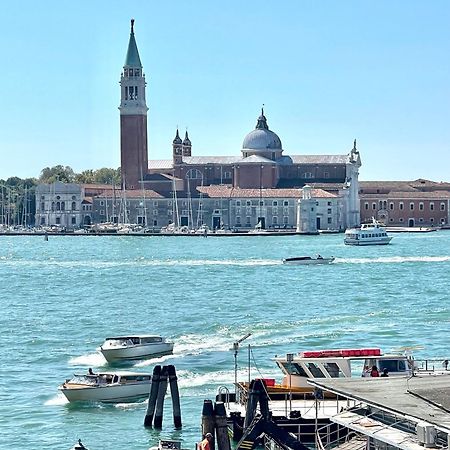 The B Collection - San Marco Riva Schiavoni Apartment เวนิส ภายนอก รูปภาพ