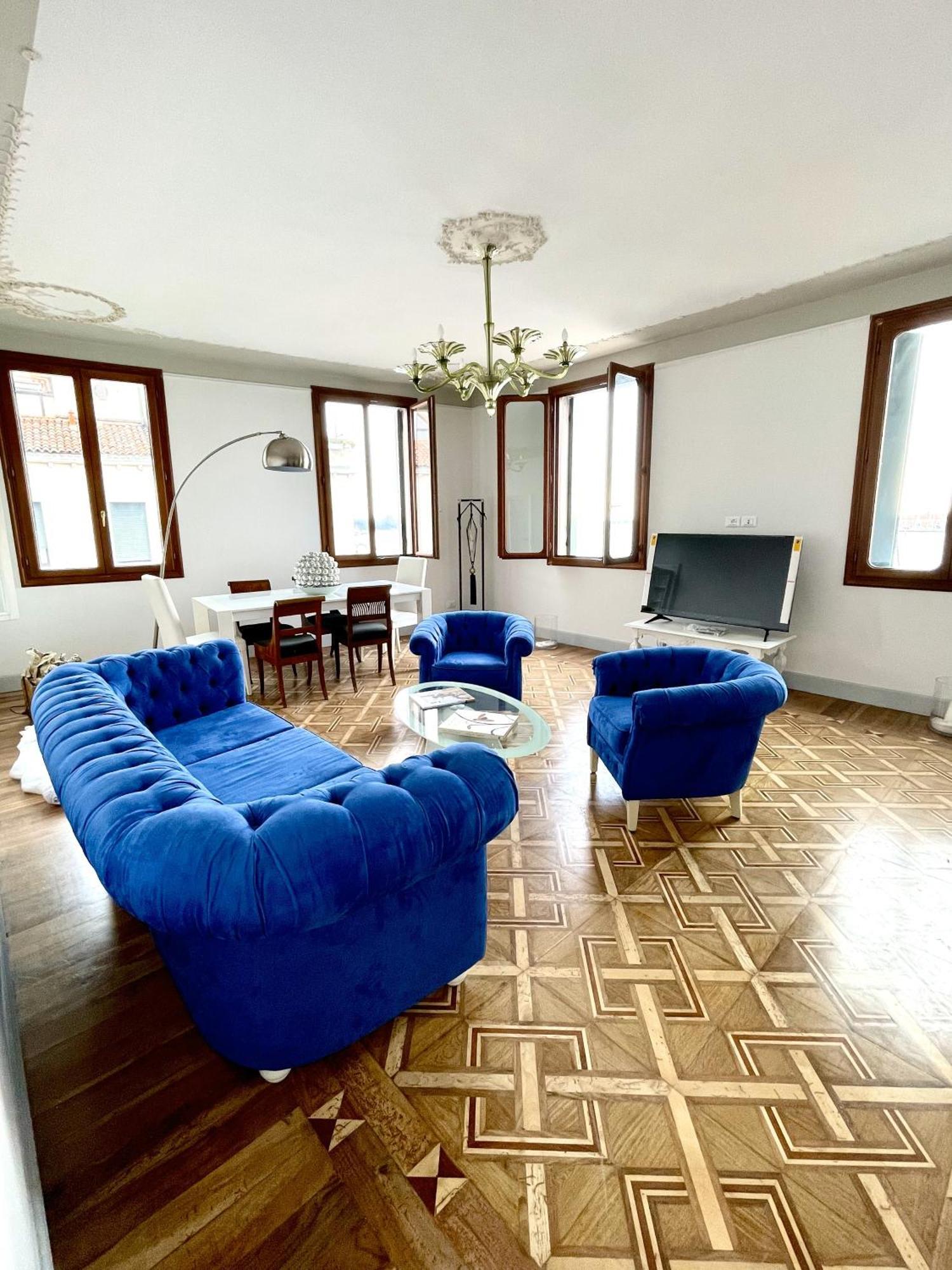 The B Collection - San Marco Riva Schiavoni Apartment เวนิส ภายนอก รูปภาพ