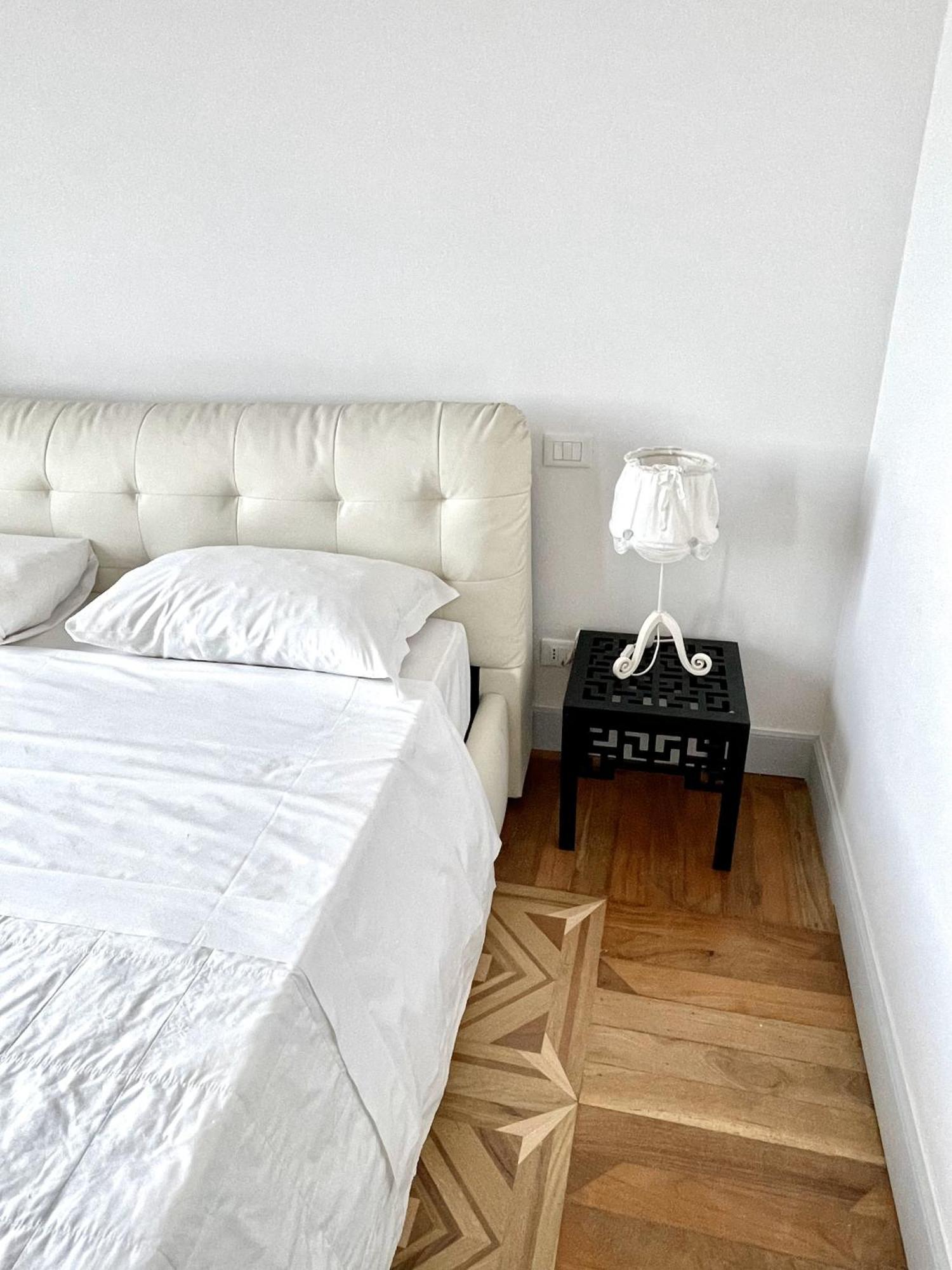 The B Collection - San Marco Riva Schiavoni Apartment เวนิส ภายนอก รูปภาพ