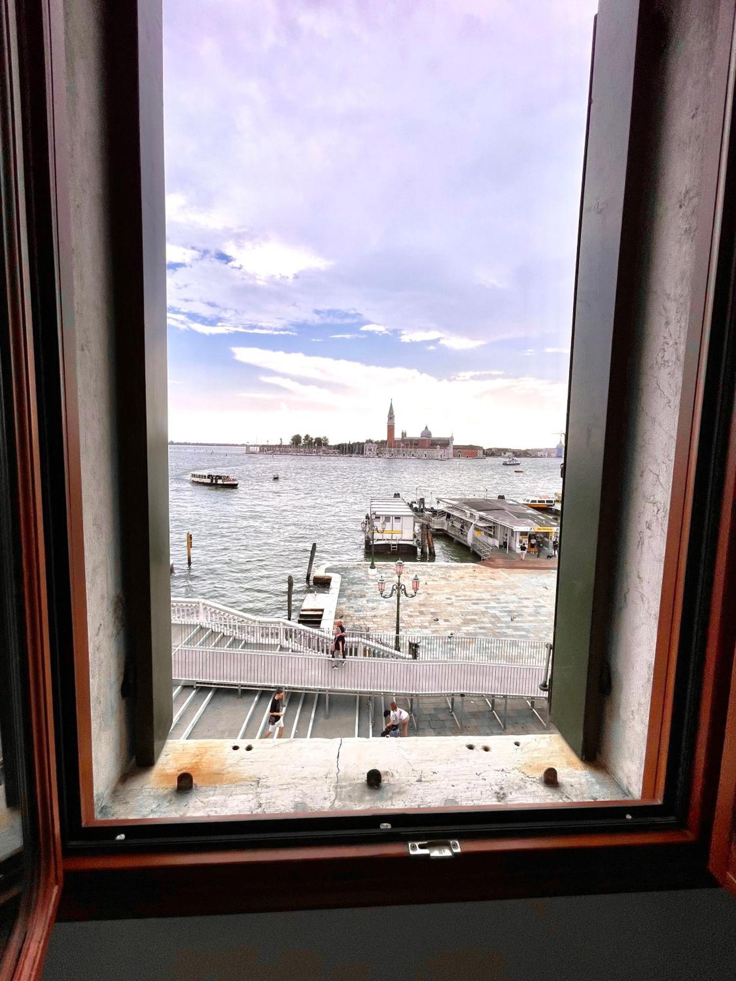 The B Collection - San Marco Riva Schiavoni Apartment เวนิส ภายนอก รูปภาพ